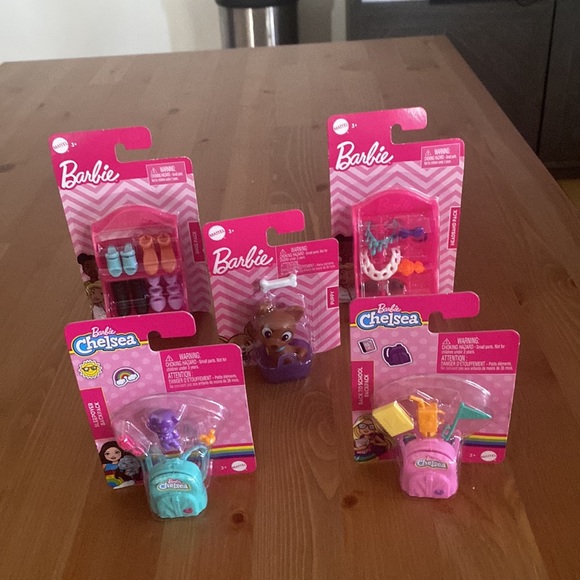 Barbie accessories - Picture 4 of 5